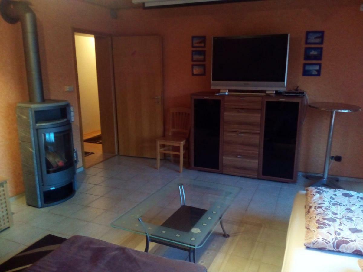 Ferienwohnung Grosso Gräfendorf Exteriör bild